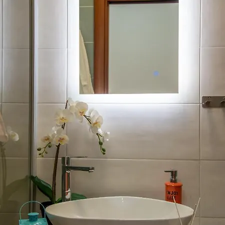 Golden Nocleg ze śniadaniem